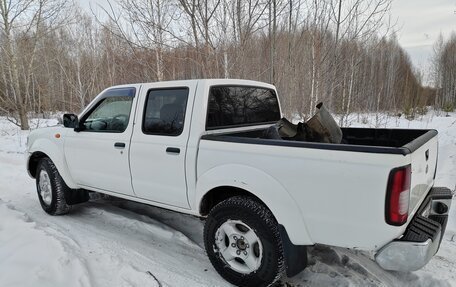 Nissan NP300, 2012 год, 779 000 рублей, 9 фотография