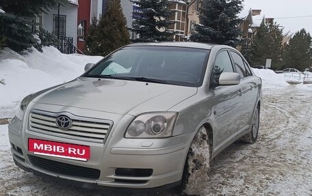 Toyota Avensis III рестайлинг, 2003 год, 500 000 рублей, 2 фотография