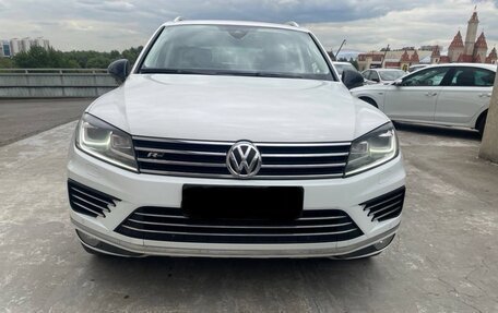Volkswagen Touareg III, 2018 год, 4 600 000 рублей, 2 фотография