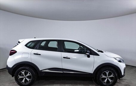 Renault Kaptur I рестайлинг, 2018 год, 900 000 рублей, 4 фотография