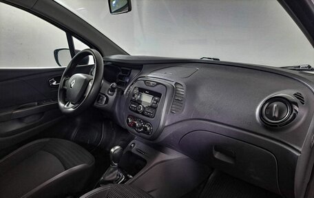 Renault Kaptur I рестайлинг, 2018 год, 900 000 рублей, 11 фотография