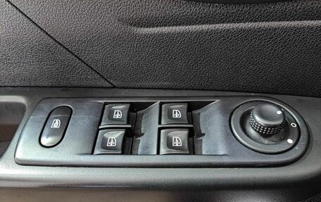 Renault Kaptur I рестайлинг, 2018 год, 900 000 рублей, 19 фотография