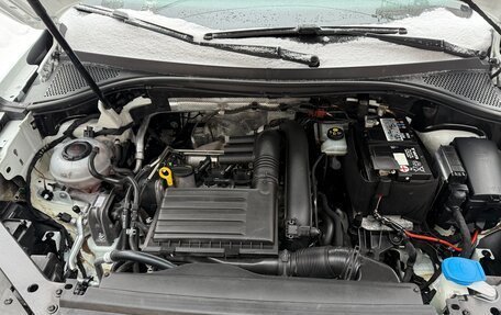 Volkswagen Tiguan II, 2019 год, 1 995 000 рублей, 8 фотография