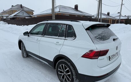 Volkswagen Tiguan II, 2019 год, 1 995 000 рублей, 2 фотография