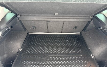 Volkswagen Tiguan II, 2019 год, 1 995 000 рублей, 9 фотография