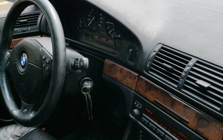 BMW 5 серия, 2001 год, 2 000 000 рублей, 9 фотография