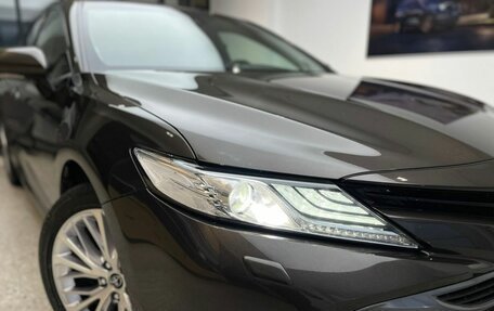 Toyota Camry, 2019 год, 3 370 000 рублей, 5 фотография