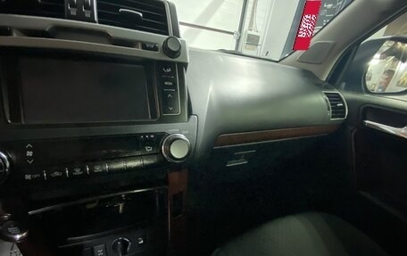 Toyota Land Cruiser Prado 150 рестайлинг 2, 2014 год, 3 450 000 рублей, 1 фотография