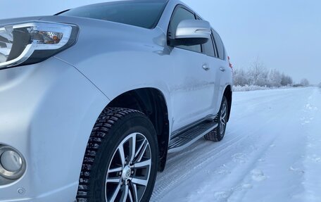 Toyota Land Cruiser Prado 150 рестайлинг 2, 2014 год, 3 450 000 рублей, 2 фотография