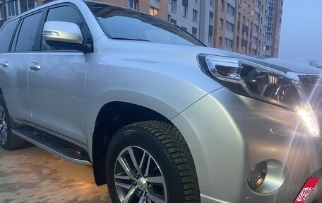 Toyota Land Cruiser Prado 150 рестайлинг 2, 2014 год, 3 450 000 рублей, 9 фотография