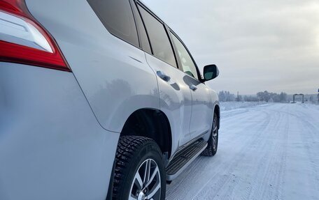 Toyota Land Cruiser Prado 150 рестайлинг 2, 2014 год, 3 450 000 рублей, 16 фотография