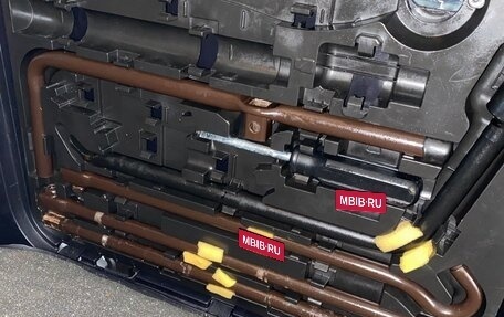 Toyota Land Cruiser Prado 150 рестайлинг 2, 2014 год, 3 450 000 рублей, 26 фотография