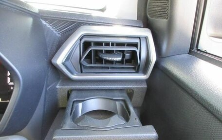 Daihatsu Rocky, 2023 год, 1 418 000 рублей, 14 фотография