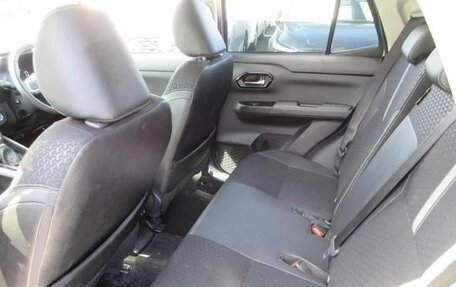 Daihatsu Rocky, 2023 год, 1 418 000 рублей, 39 фотография