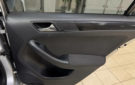 Volkswagen Jetta VI, 2011 год, 780 000 рублей, 17 фотография