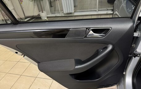 Volkswagen Jetta VI, 2011 год, 780 000 рублей, 15 фотография