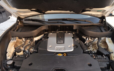 Infiniti FX II, 2011 год, 2 200 000 рублей, 34 фотография