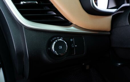 Chevrolet Monza, 2022 год, 1 659 000 рублей, 20 фотография