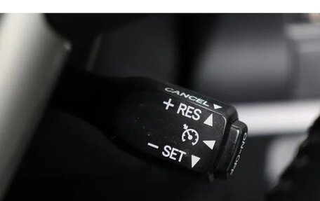 Toyota Noah III, 2017 год, 2 005 000 рублей, 12 фотография