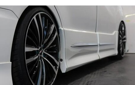 Toyota Noah III, 2017 год, 2 005 000 рублей, 29 фотография