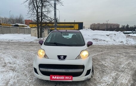 Peugeot 107 I рестайлинг, 2012 год, 400 000 рублей, 4 фотография