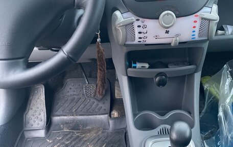 Peugeot 107 I рестайлинг, 2012 год, 400 000 рублей, 29 фотография