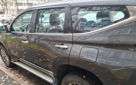 Mitsubishi Pajero Sport III рестайлинг, 2019 год, 3 100 000 рублей, 5 фотография