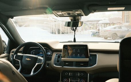 Chevrolet Tahoe IV, 2022 год, 11 990 000 рублей, 16 фотография