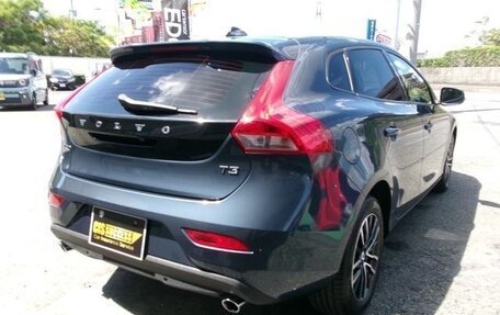 Volvo V40 II рестайлинг, 2019 год, 1 270 000 рублей, 5 фотография