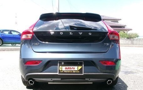 Volvo V40 II рестайлинг, 2019 год, 1 270 000 рублей, 6 фотография
