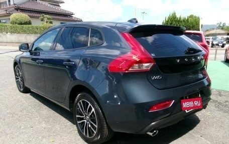 Volvo V40 II рестайлинг, 2019 год, 1 270 000 рублей, 7 фотография