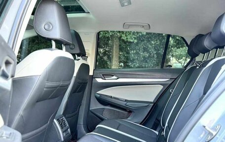 Volkswagen Golf VIII, 2021 год, 1 800 000 рублей, 7 фотография