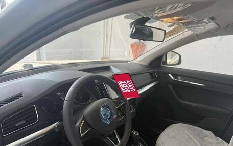 Skoda Kamiq I, 2025 год, 2 420 000 рублей, 5 фотография