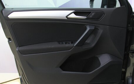 Volkswagen Tiguan II, 2021 год, 2 677 000 рублей, 9 фотография