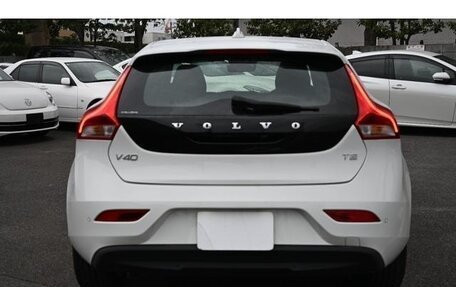 Volvo V40 II рестайлинг, 2019 год, 1 190 000 рублей, 5 фотография