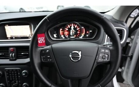 Volvo V40 II рестайлинг, 2019 год, 1 190 000 рублей, 11 фотография