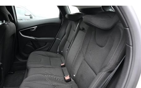 Volvo V40 II рестайлинг, 2019 год, 1 190 000 рублей, 19 фотография