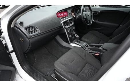 Volvo V40 II рестайлинг, 2019 год, 1 190 000 рублей, 25 фотография