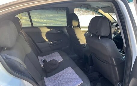 Opel Astra J, 2012 год, 700 000 рублей, 3 фотография