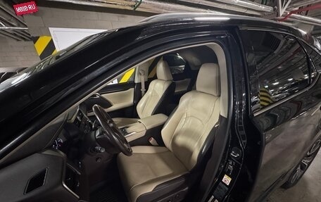 Lexus RX IV рестайлинг, 2016 год, 4 000 000 рублей, 11 фотография