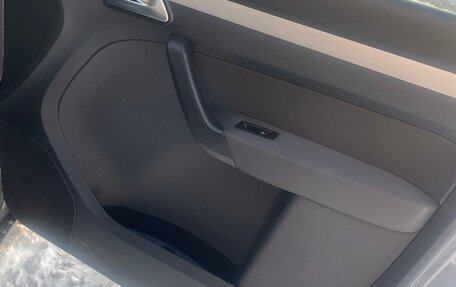 Volkswagen Touran III, 2011 год, 1 190 000 рублей, 5 фотография