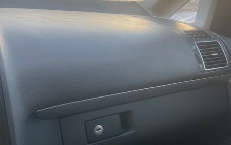 Volkswagen Touran III, 2011 год, 1 190 000 рублей, 6 фотография