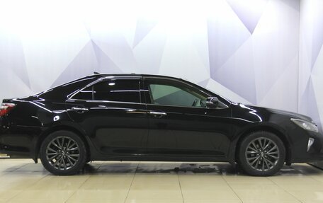 Toyota Camry, 2018 год, 2 199 900 рублей, 8 фотография