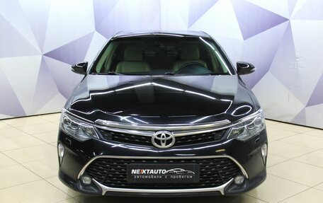 Toyota Camry, 2018 год, 2 199 900 рублей, 10 фотография