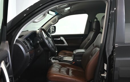 Toyota Land Cruiser 200, 2016 год, 5 310 000 рублей, 9 фотография