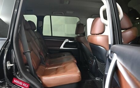 Toyota Land Cruiser 200, 2016 год, 5 310 000 рублей, 18 фотография