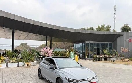 Volkswagen Golf VIII, 2022 год, 1 950 000 рублей, 3 фотография