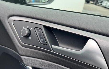 Volkswagen Golf VII, 2019 год, 1 170 000 рублей, 15 фотография