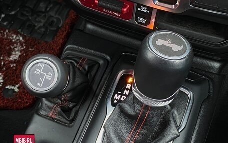 Jeep Wrangler, 2021 год, 6 000 000 рублей, 4 фотография