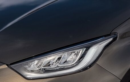 Toyota Yaris, 2023 год, 1 220 000 рублей, 10 фотография